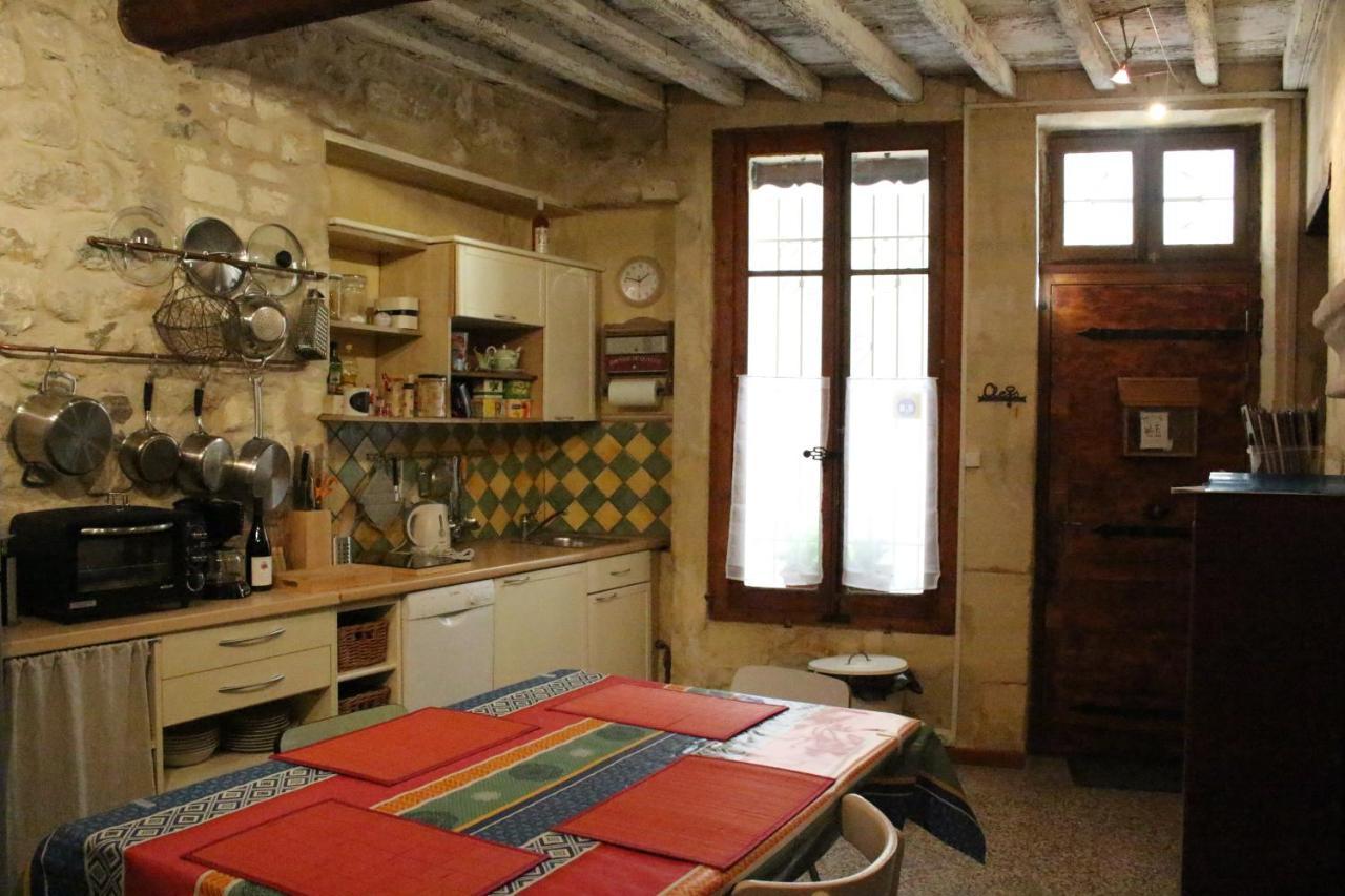 Вилла La Maison De Lara Арль Экстерьер фото